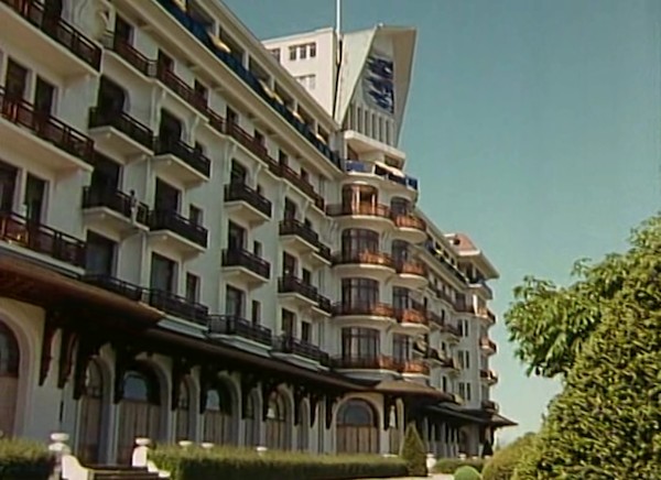 HOTEL ROYAL 1969